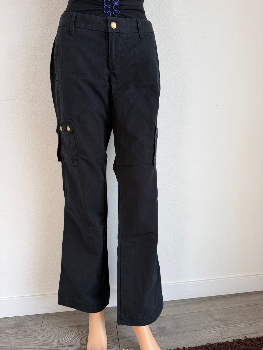Old Navy Black Women's Cargo Pants with Button Flap Pockets